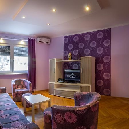 Central Park Family Apartment Belgrad Exteriör bild